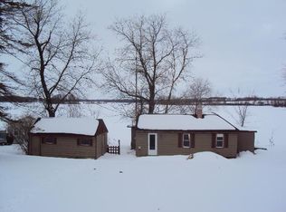 N5255 Wildcat Rd, Iron Ridge, WI 53035