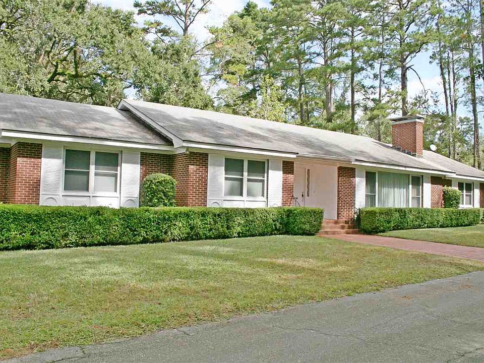 1st image of 420 Meridian Pl