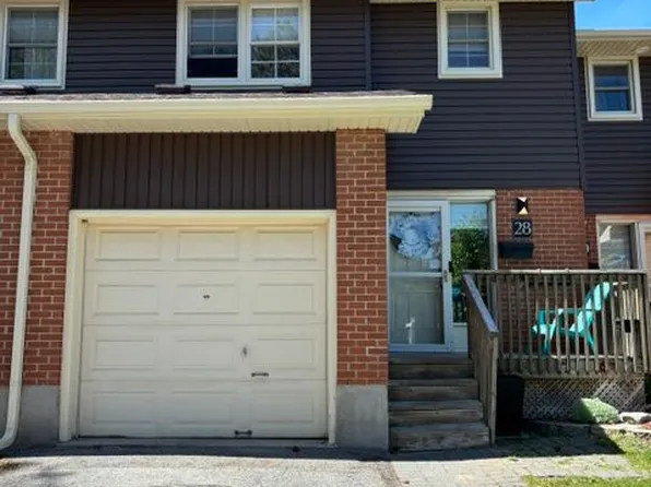 19 W Macpherson Ave #28, Kingston, ON K7M 6W4
