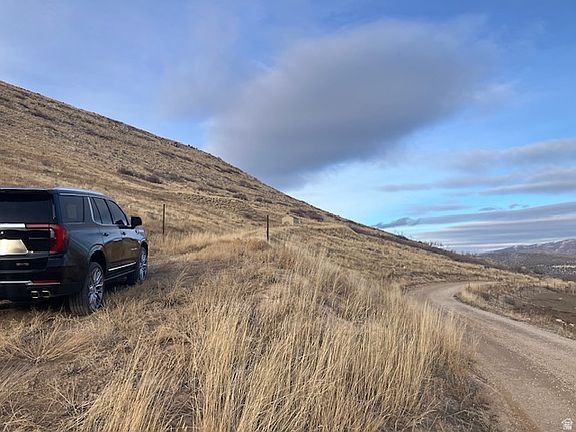 2nd image of 45 Kent Canyon Rd