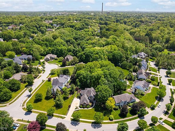 2nd image of 2058 Forest Edge Dr