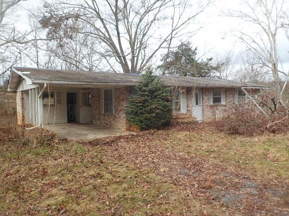 1st image of 125 Lynnwood Dr