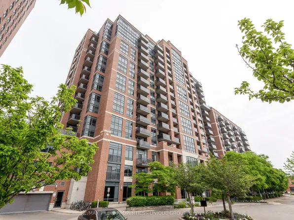 61 Heintzman St #908, Toronto, ON M6P 5A2