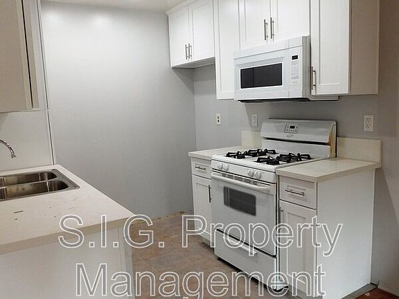 5th image of 1441 Edison Blvd #B