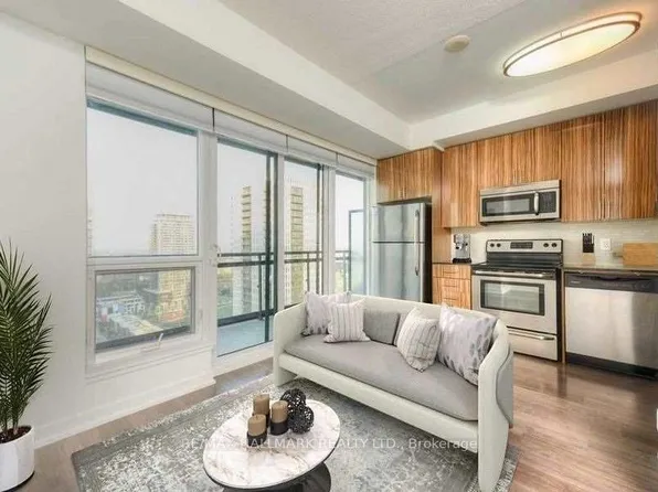 225 Sackville St #2011, Toronto, ON M5A 0B9