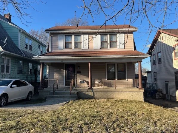 233 Sandhurst Dr, Dayton, OH 45405