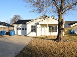 2515 SE 3rd St, Bentonville, AR 72712