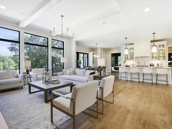 18530 County Road 6, Plymouth, MN 55447