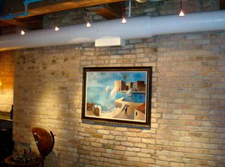 225 W Huron St APT 205, Chicago, IL