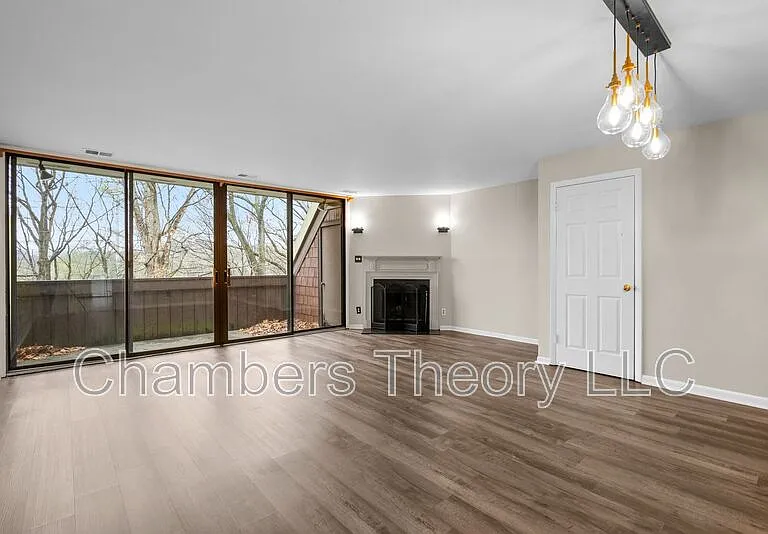 2232 S Randolph St #2 — Photo 5