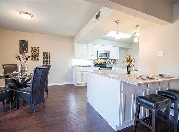 4th image of 7 Walnut Creek Pl