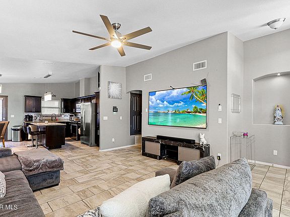 4th image of 13813 Lago Vista Ave