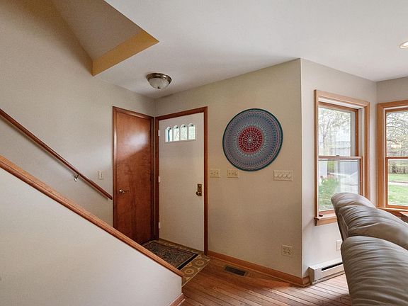 5th image of 2886 Bridgeway Dr