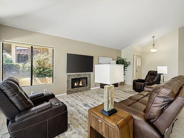 77605 Woodhaven Dr N — Photo 3