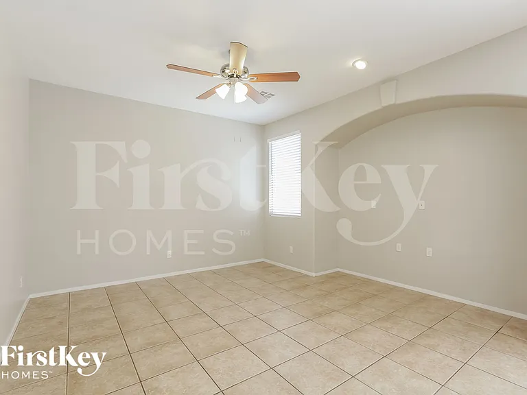 8227 Shallow River Ct — Photo 3