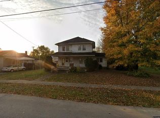 416 E 8th St, Manchester, OH 45144
