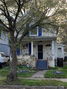 310 Clifford St, Lansing, MI, 48912