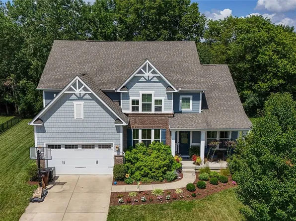 8739 Elysee Cir, Dayton, OH 45458
