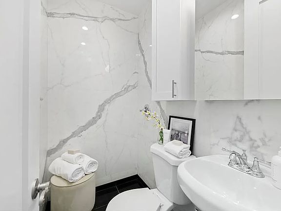 5th image of 244 W 22nd St APT 4D