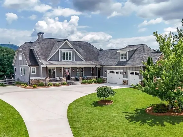 93 Village Rdg, Jasper, GA 30143