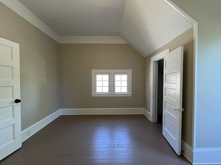 2850 NE Davis St — Photo 45
