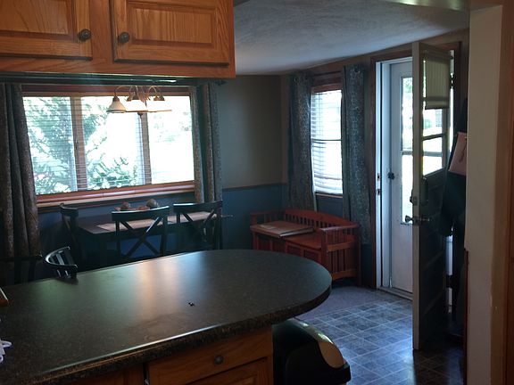 4th image of 712 Daggett Dr