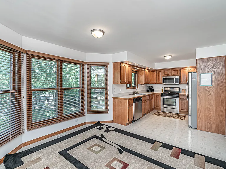 151 Spring Ave — Photo 29