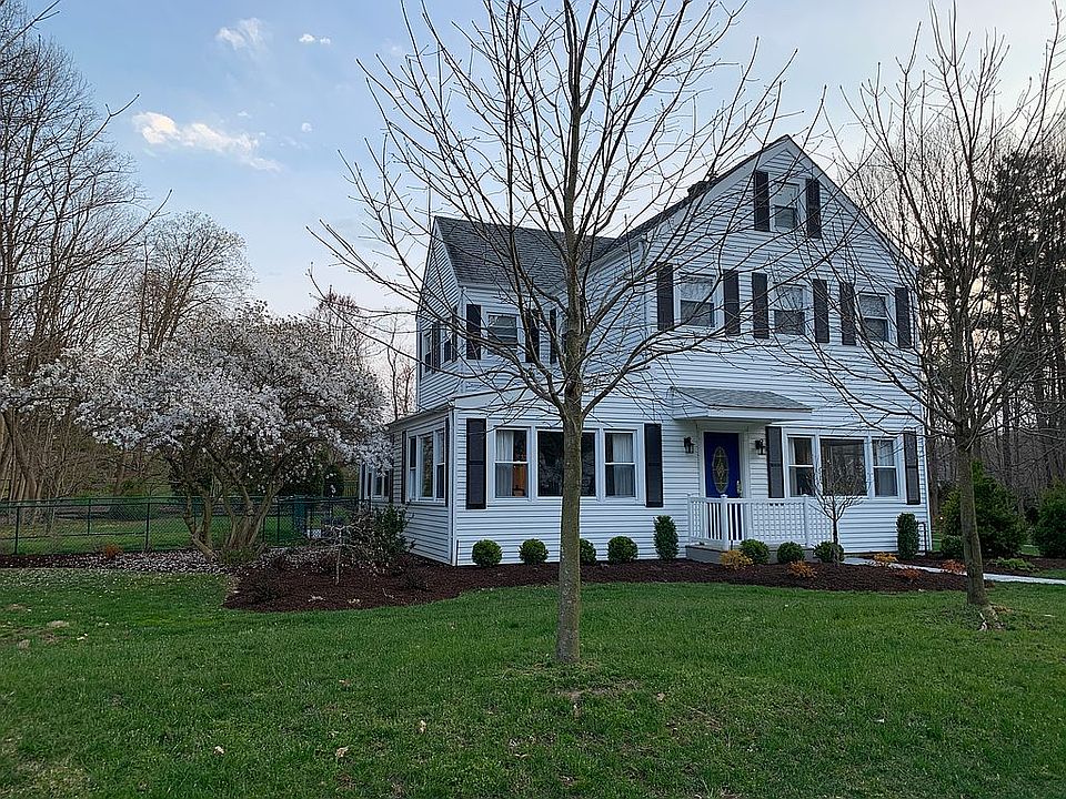 2nd image of 380 Darlington Ave