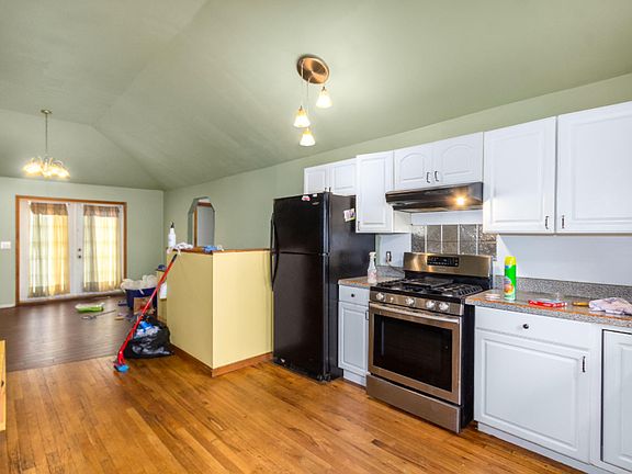 5th image of 3628 N Lees Ln