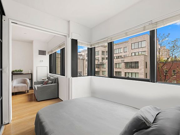 4th image of 123 3rd Ave APT 5D