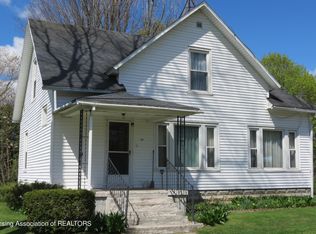 126 S 1st St, Elsie, MI 48831