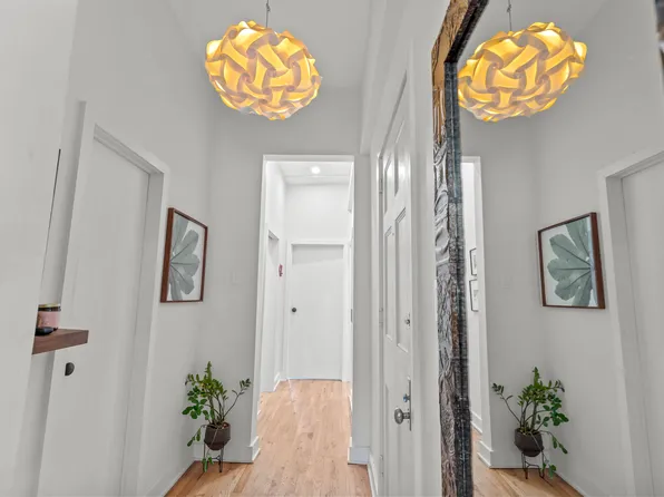 328 Clinton Avenue image 10 of 16