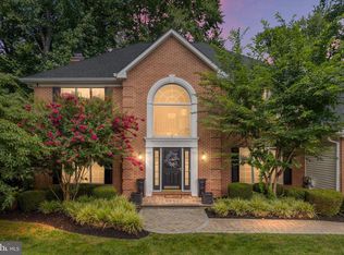 14 Stonebridge Dr, Hockessin, DE 19707
