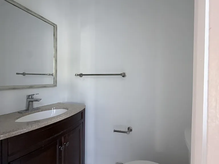 62 Hickory Rd #B — Photo 9