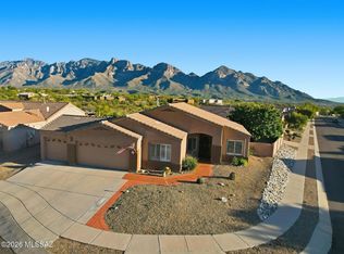 11836 N Crescendo Dr, Tucson, AZ 85737