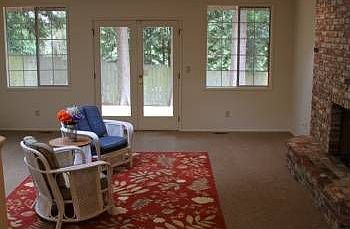 4th image of 2854 220th Pl NE