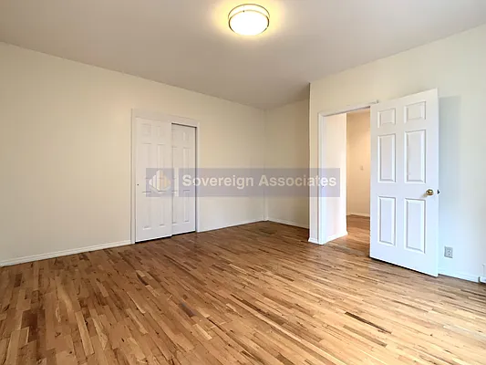 Rented by Sovereign Associates | media 11