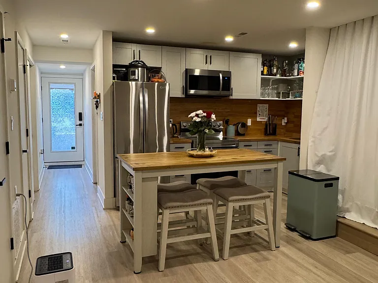 1713 M St NE — Photo 41