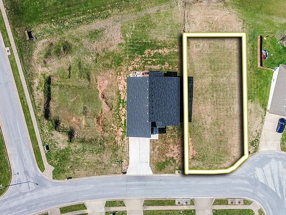 2nd image of 4497 N Toby Avenue