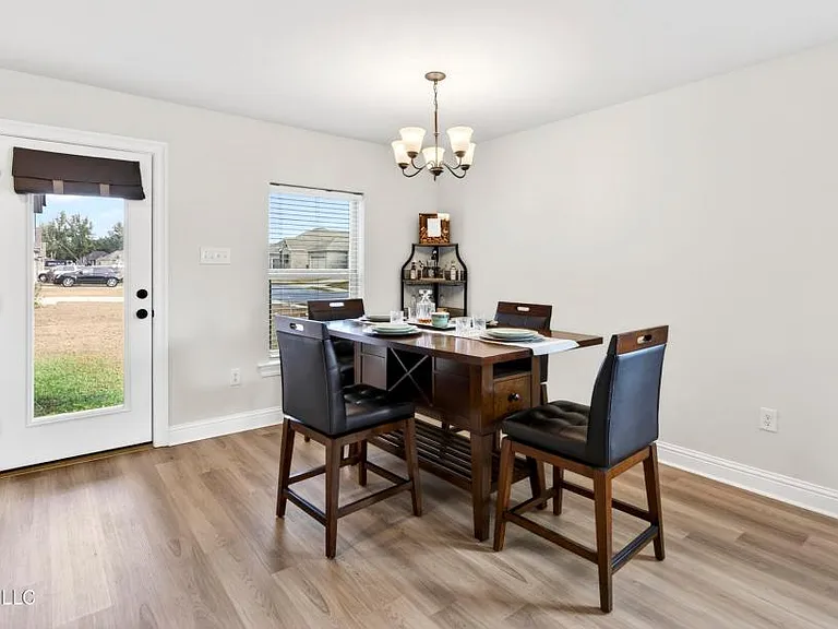 18102 Evergreen Dr — Photo 7