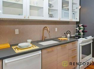 15 Jackson St #5L, Brooklyn, NY 11211