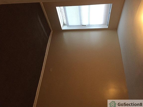 4th image of 111 N Lorel Ave #1