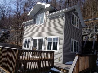 6895 N Glen Haven Rd, Moravia, NY 13077