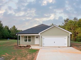 331 Red Berry Rd, Jackson, GA 30233