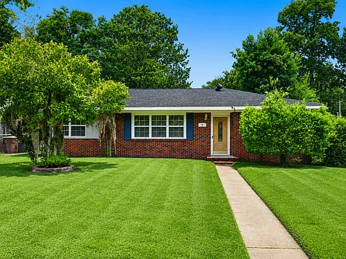 5 Warren Dr Photo 1 5 Warren Dr Photo 1