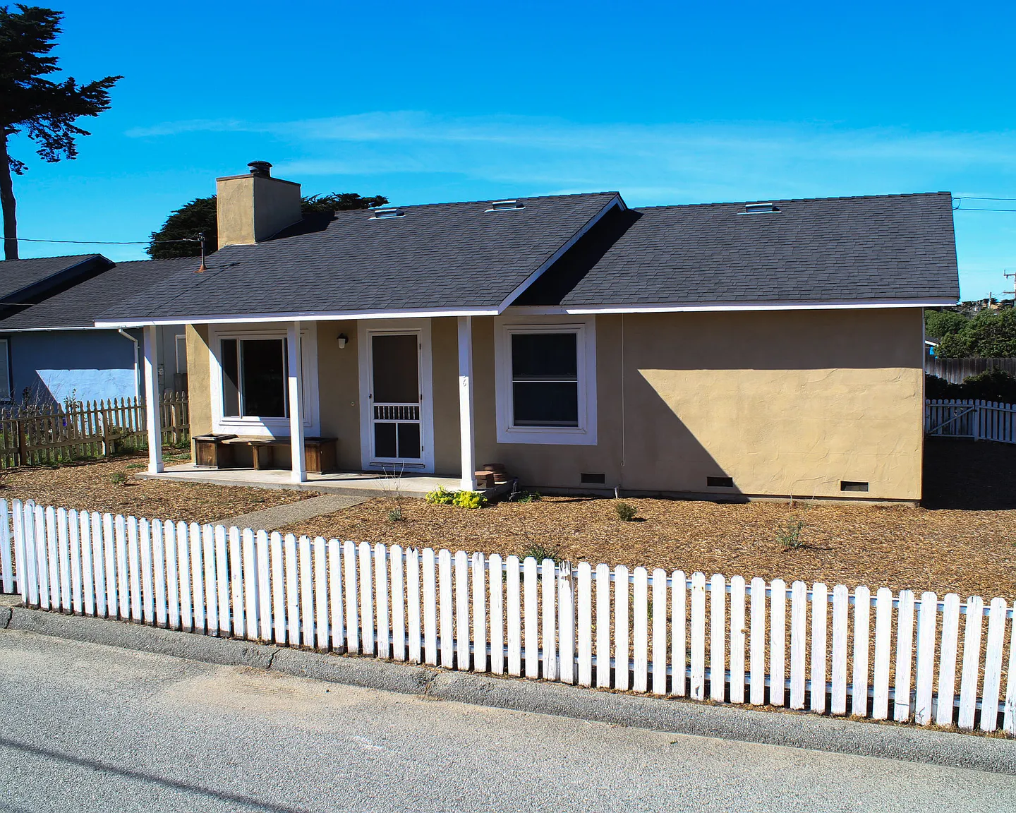 236 Mortimer Ln photo 1