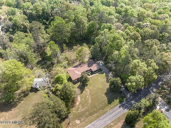 3rd image of 835 Old Lundy Rd