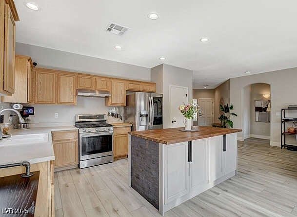 1st image of 4721 Vincent Hill Ct