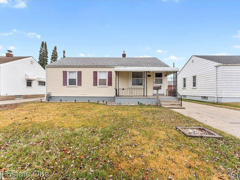1st image of 12391 Agnes St E