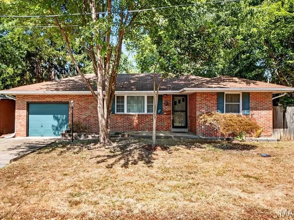 117 W Wickliffe Ave, Collinsville, IL 62234